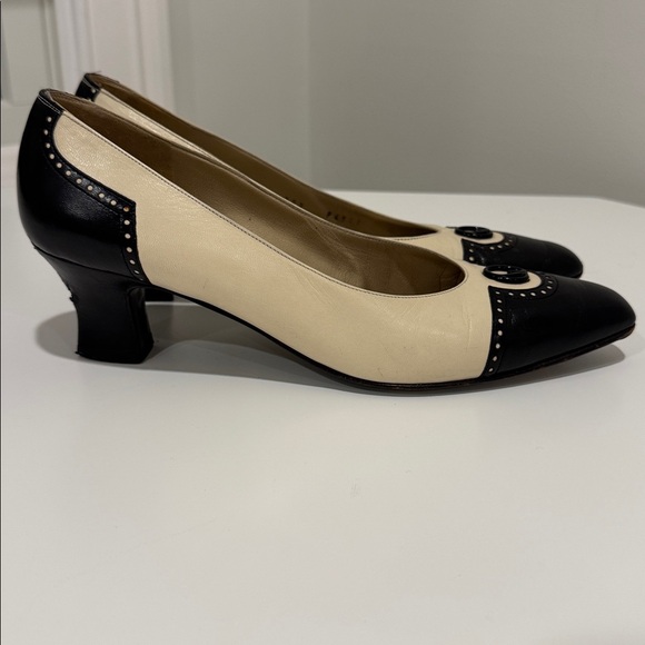 St. John Black and Cream Heels